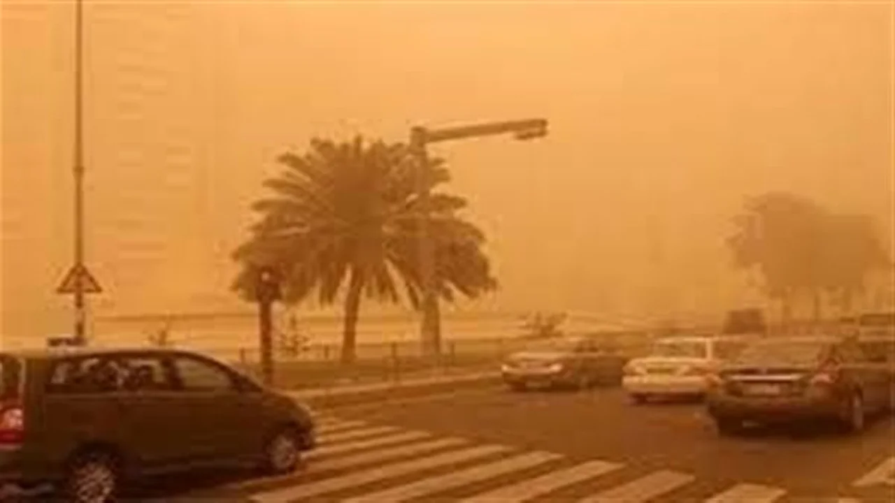 منخفض جوي يضرب البلاد متسبباً في تقلبات جوية حادة خلال الساعات المقبلة